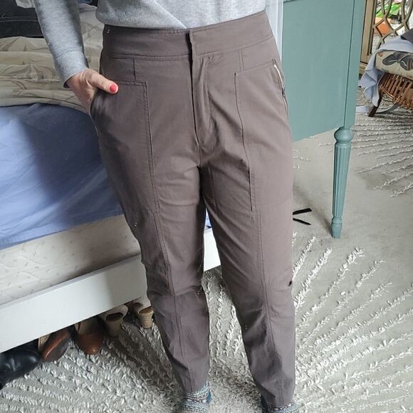 Theory Rider Chino Pants in Ash - Picture 10 of 11